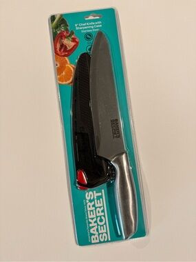 Baker's Secret 8" Stainless Steel Chef Knife w/Sharpening Case/NEW in Packaging